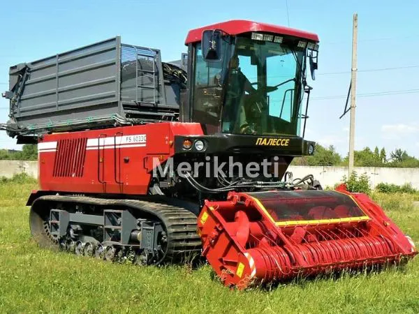 GOMSELMASH-FORAGE COMBINE HARVESTER ON TRACK WITH TANKER PALESSE FS6033C