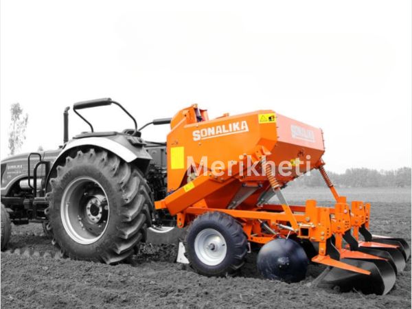 SONALIKA-potato planter1