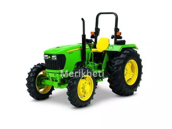 John Deere 5065E