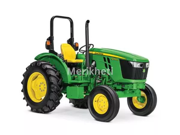 John Deere 5050E